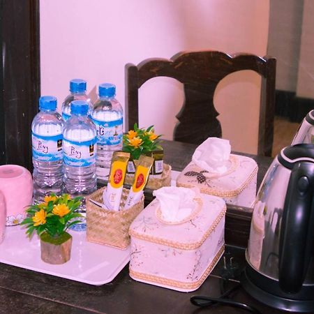 Central Vienna Hotel В'єнтьян Екстер'єр фото