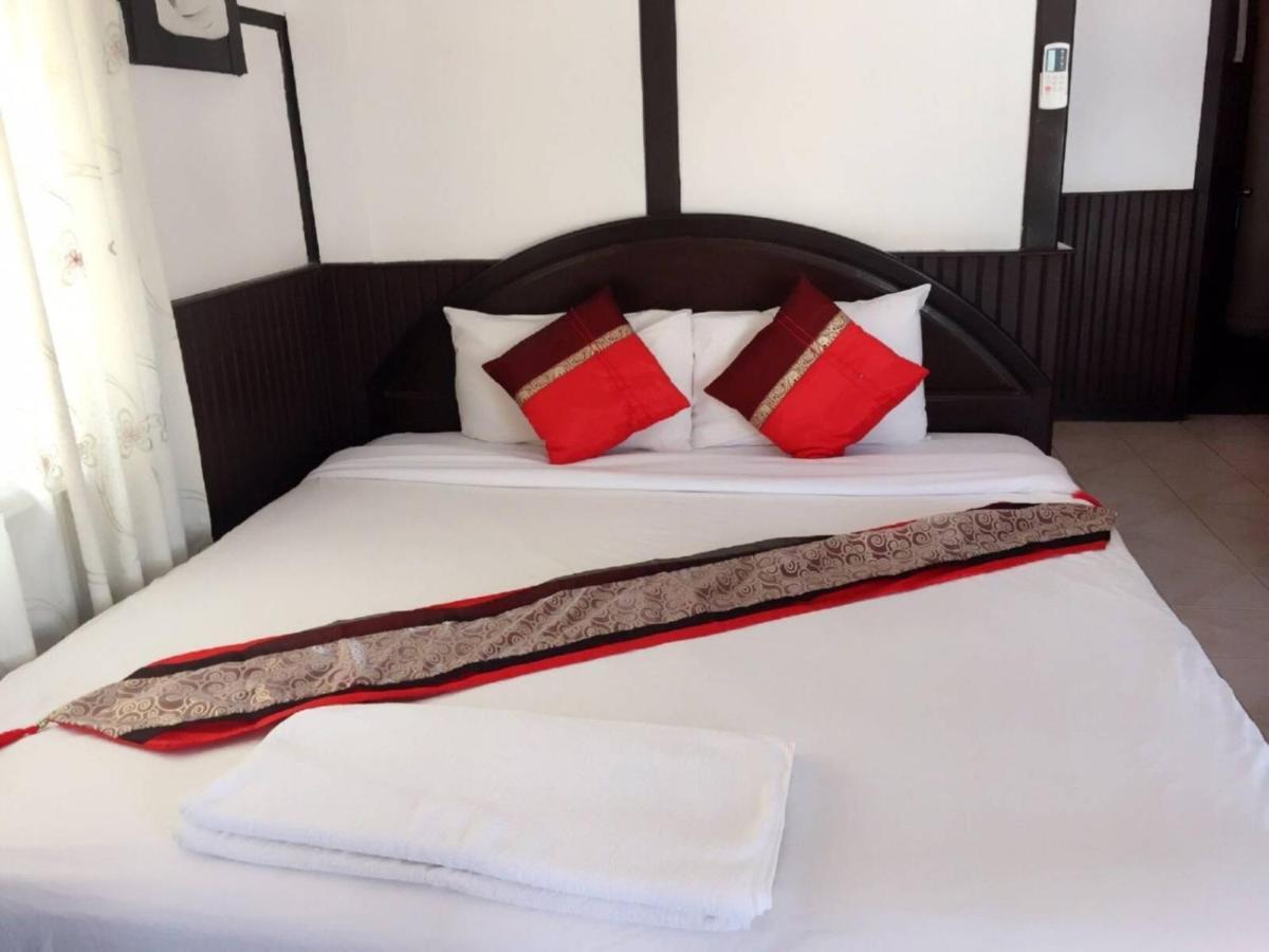 Central Vienna Hotel В'єнтьян Екстер'єр фото